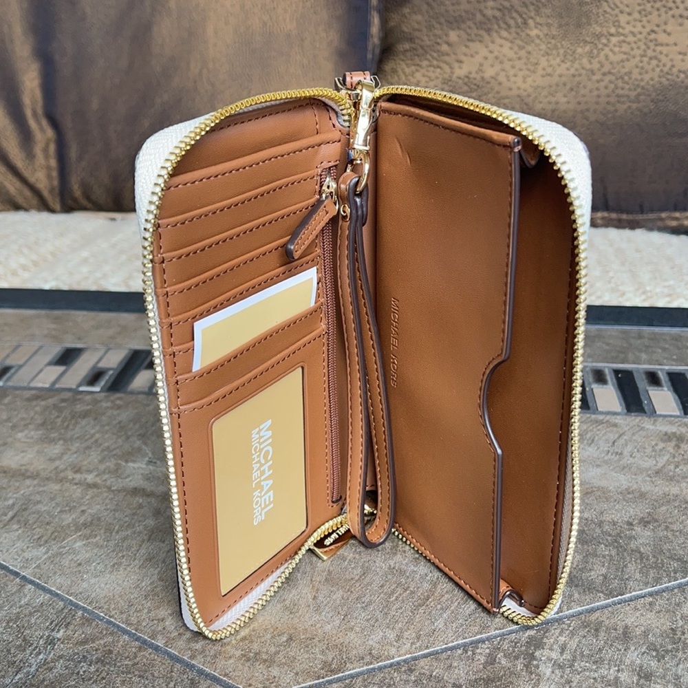 Michael Kors Jet Set Travel Lg Flat Multifunctional Phone Case-Wristlet-Wallet - Picture 9 of 16
